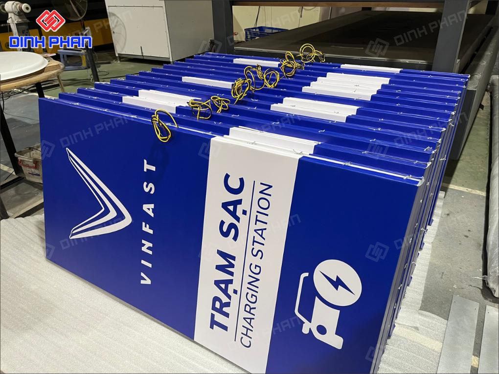 In UV BMT Giá Rẻ, Chất Lượng Cao, In Nhanh
