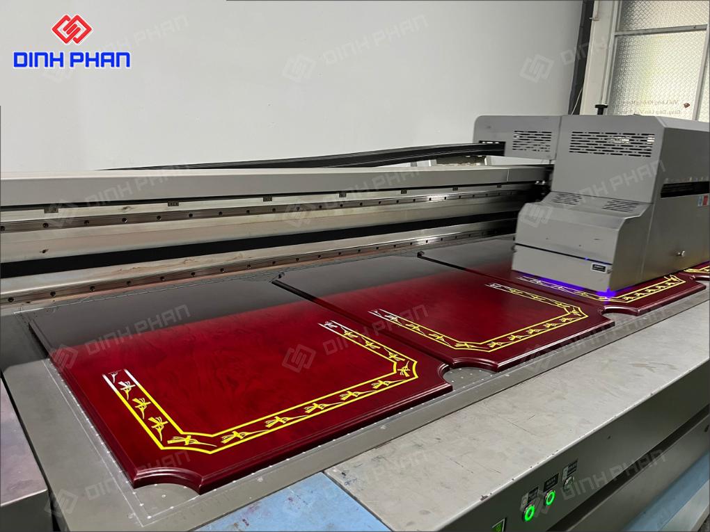 In UV BMT Giá Rẻ, Chất Lượng Cao, In Nhanh