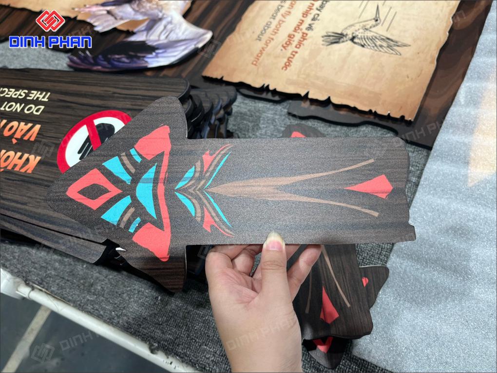 In UV BMT Giá Rẻ, Chất Lượng Cao, In Nhanh