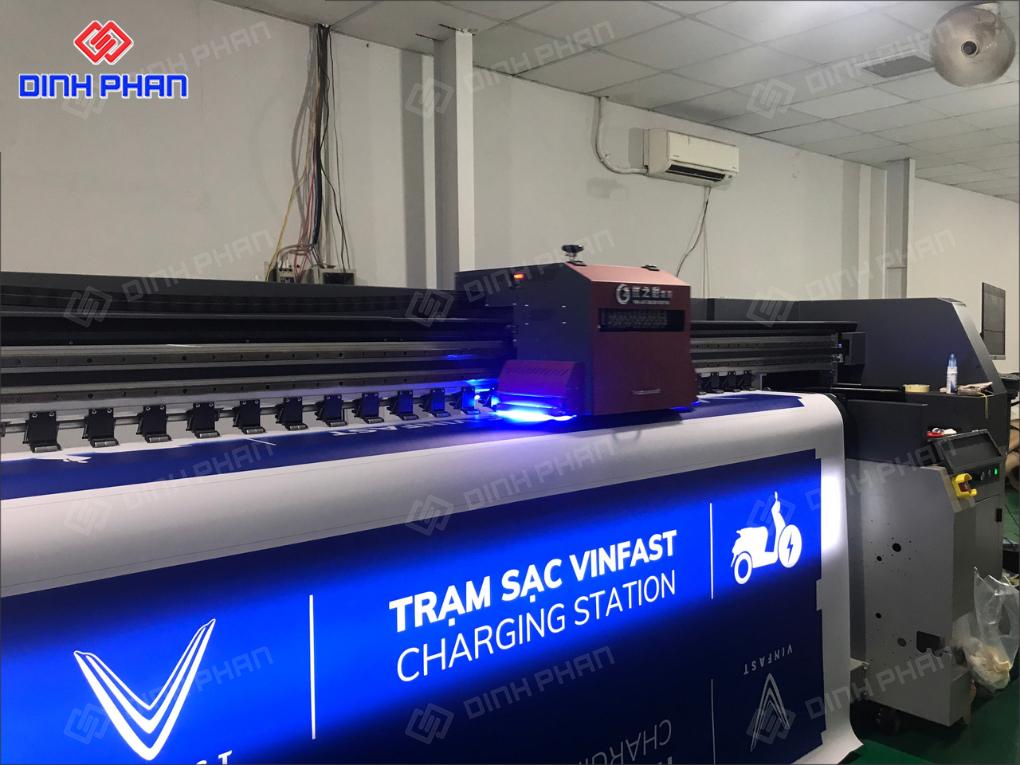 Dịch Vụ In UV Cuộn BMT Giá Rẻ, Chất Lượng