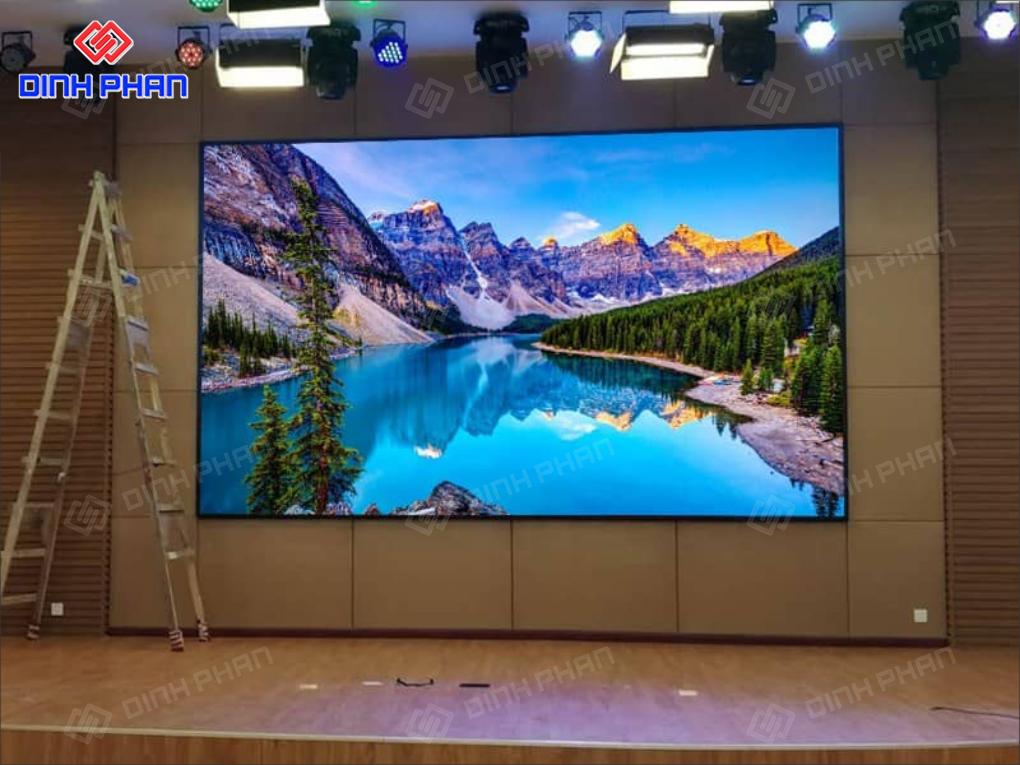 Làm Màn Hình LED BMT Hiện Đại, Giá Rẻ