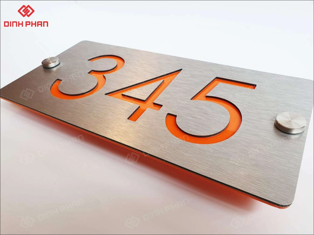 Làm chữ inox BMT giá rẻ, chất lượng và uy tín Làm chữ inox BMT