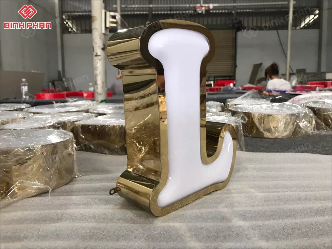 Thi công bảng hiệu chữ nổi inox tại Đắk Lắk trọn gói, giá rẻ Thi công bảng hiệu chữ nổi inox tại Đắk Lắk