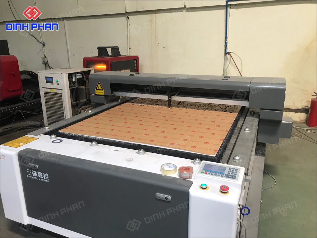 Gia công cắt CNC BMT