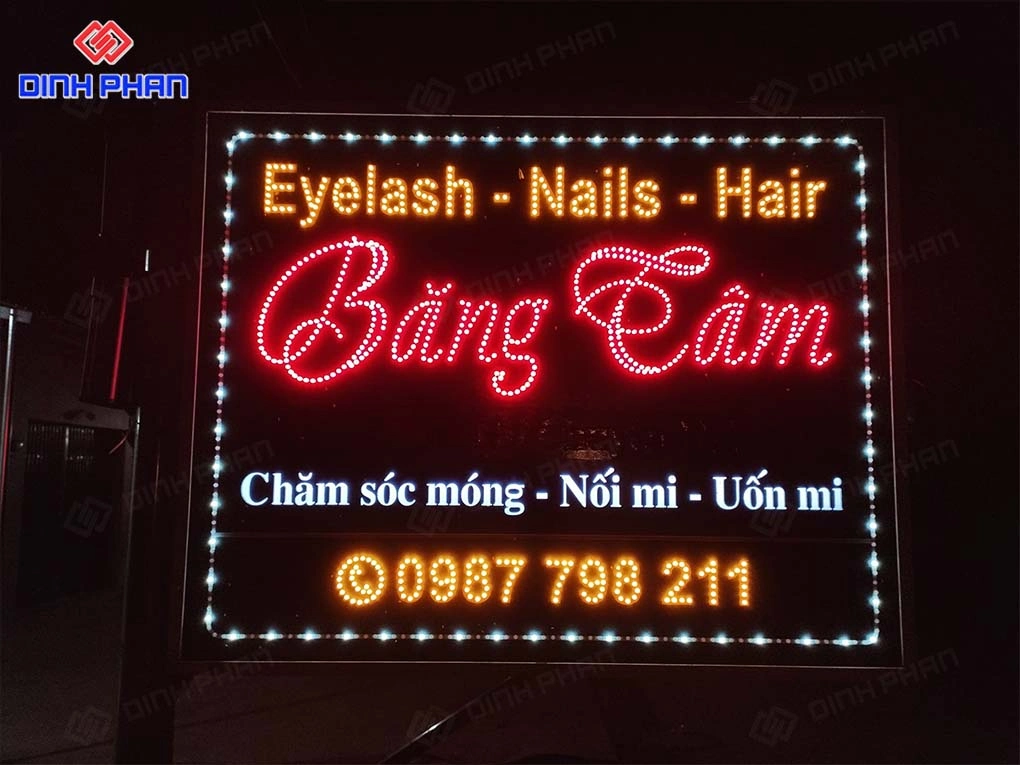 Làm bảng hiệu đèn led BMT