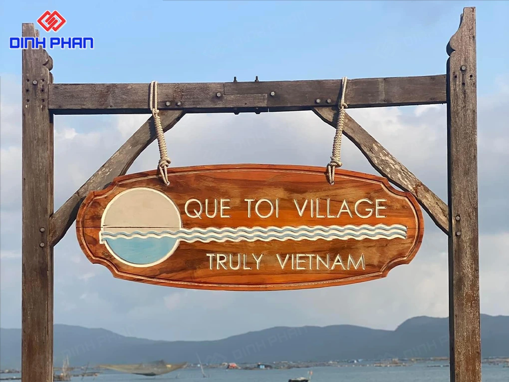 Làm bảng hiệu gỗ BMT giá rẻ, bền, đẹp Làm bảng hiệu gỗ BMT