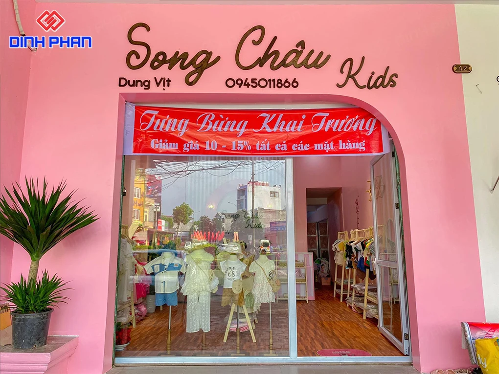 Làm bảng hiệu gỗ BMT giá rẻ, bền, đẹp Làm bảng hiệu gỗ BMT