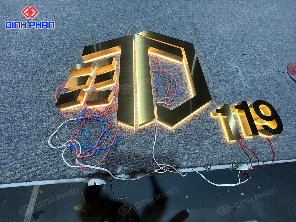 Gia Công Chữ Inox Vàng Tại Buôn Ma Thuột Sang Trọng Logo inox vàng gương