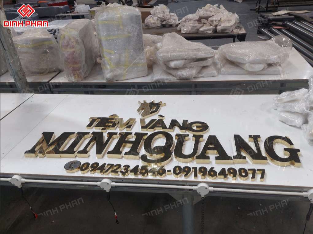 Gia Công Chữ Inox Vàng Tại Buôn Ma Thuột Sang Trọng Bảng hiệu tiệm vàng