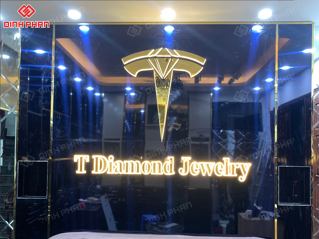 Gia Công Chữ Inox Vàng Tại Buôn Ma Thuột Sang Trọng Bảng hiệu cửa hàng trang sức