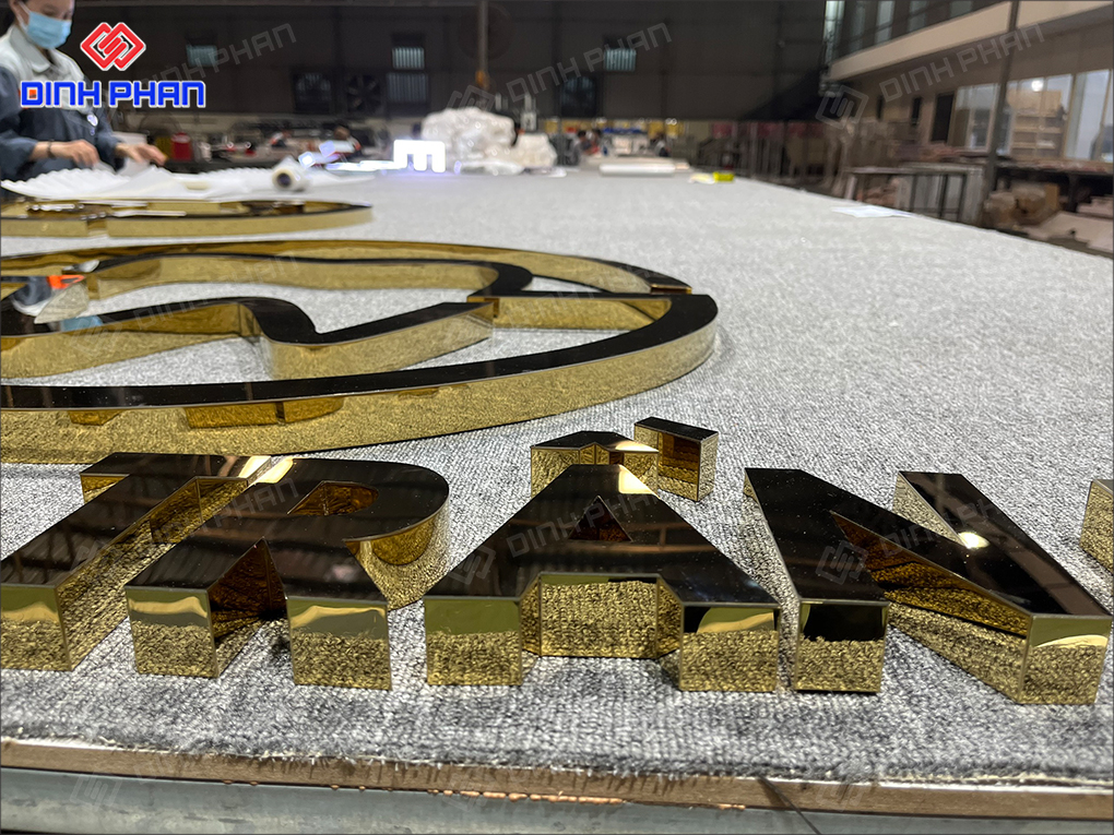 Gia Công Chữ Inox Vàng Tại Buôn Ma Thuột Sang Trọng Chữ inox vàng gương