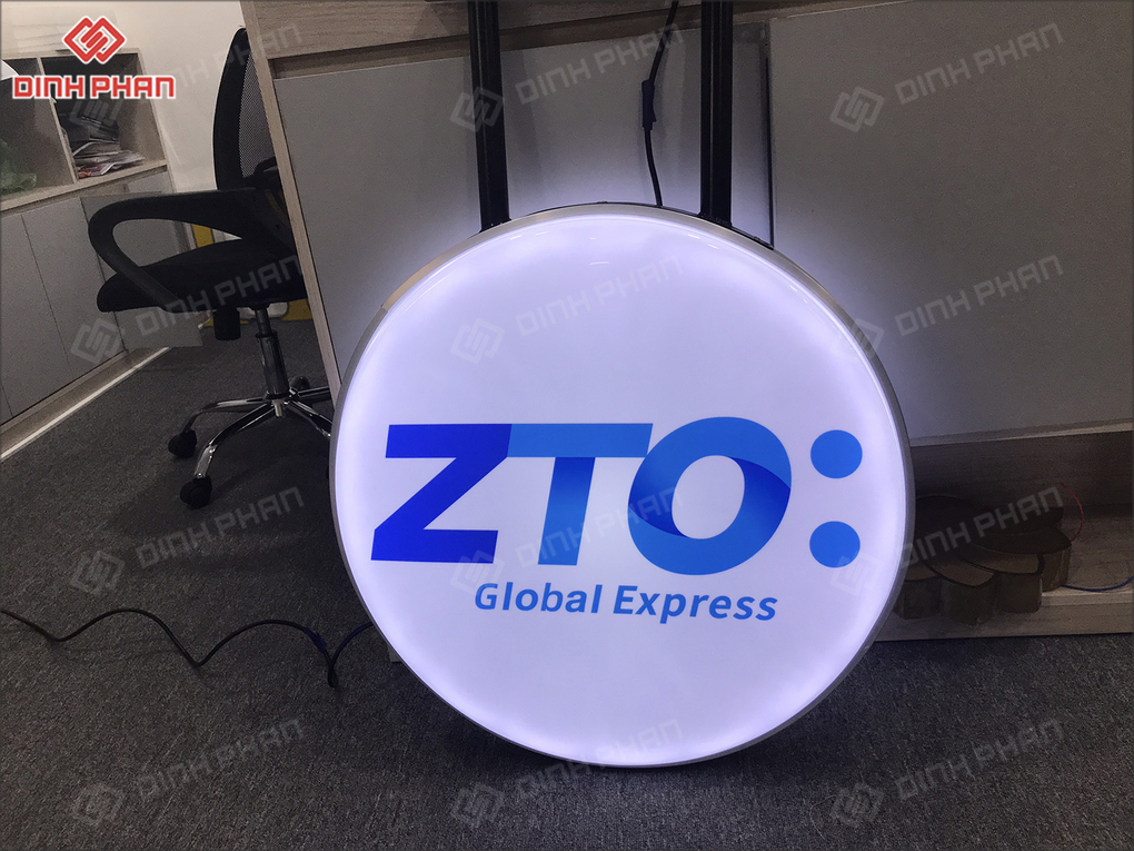 In UV Hộp Đèn Tại Buôn Ma Thuột Hộp đèn in UV