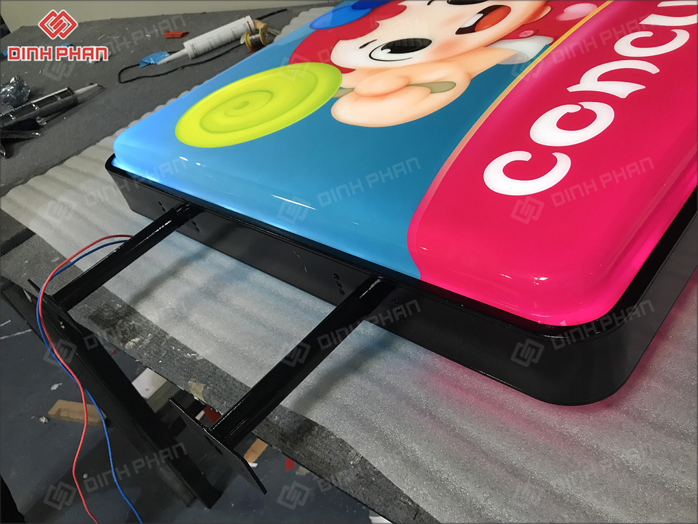 In UV Hộp Đèn Tại Buôn Ma Thuột Hộp đèn Con cưng