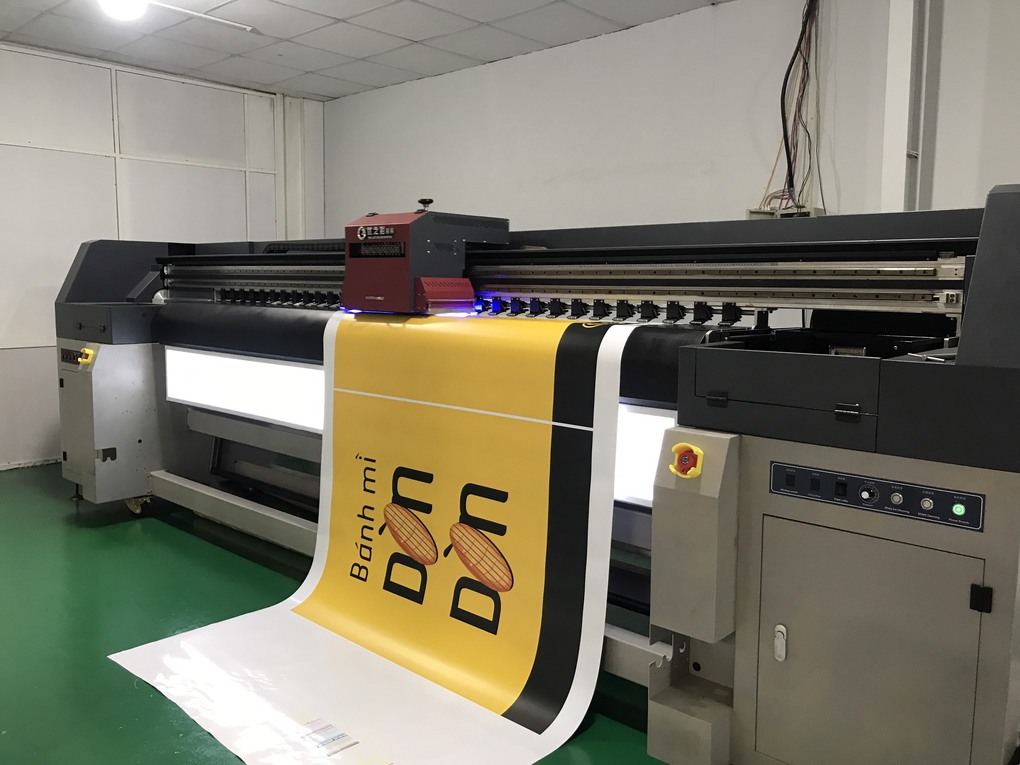 In UV bạt không gân tại Buôn Ma Thuột In UV bảng trang trí trong quán