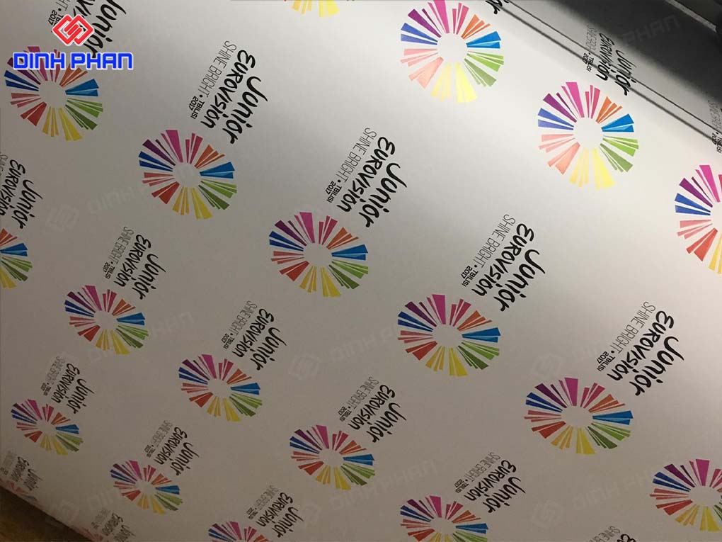 In UV decal tại Buôn Ma Thuột Decal trắng sữa