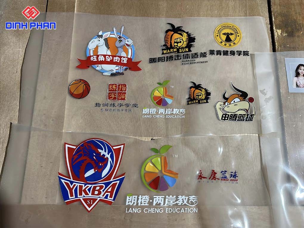 In UV decal tại Buôn Ma Thuột Decal trong