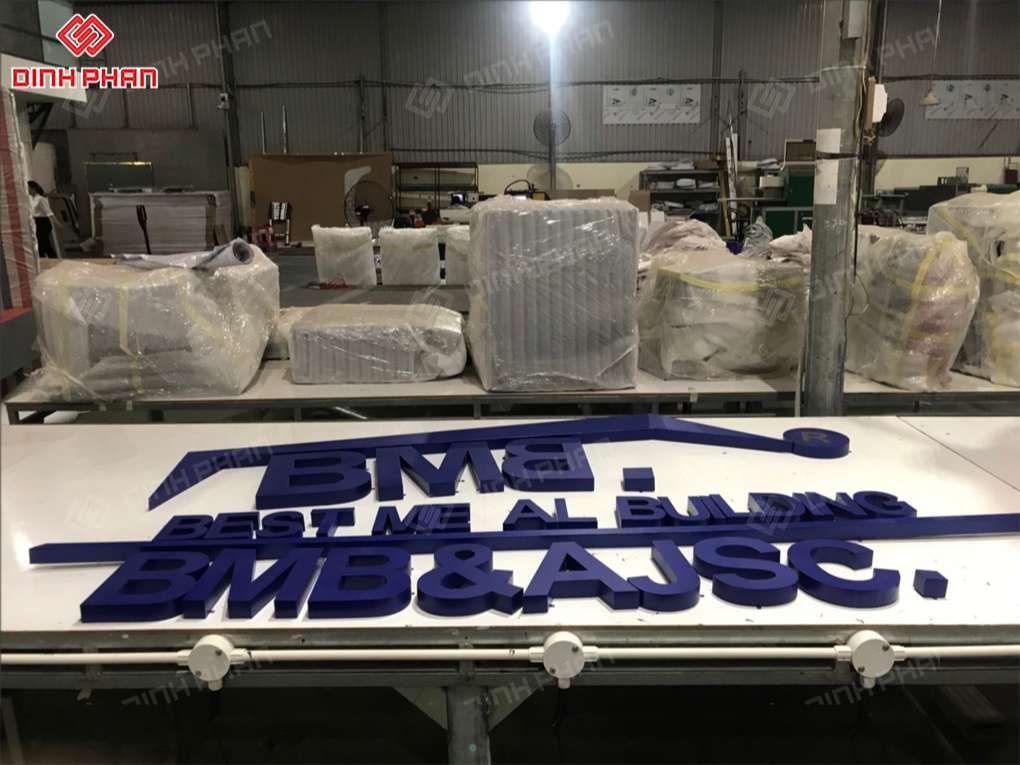 Bảng hiệu chữ inox 304