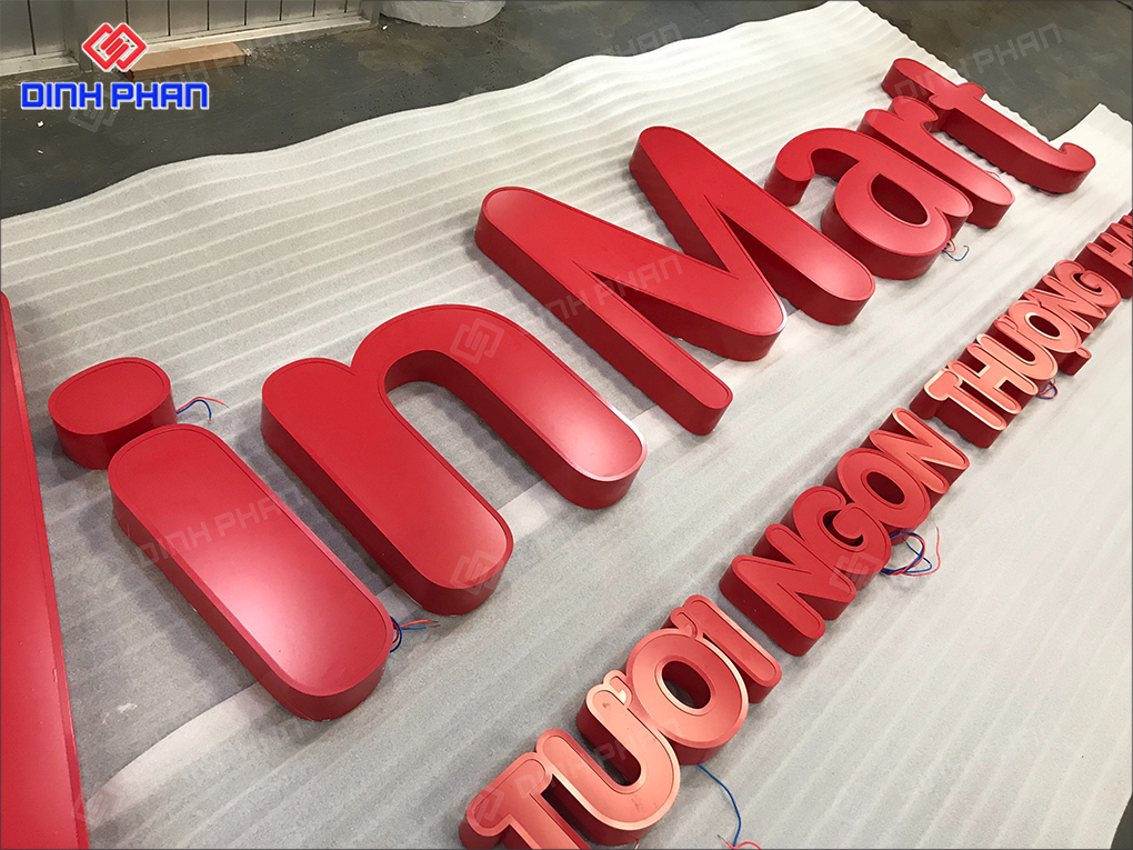 Bảng hiệu Winmart tại Đắk Lắk