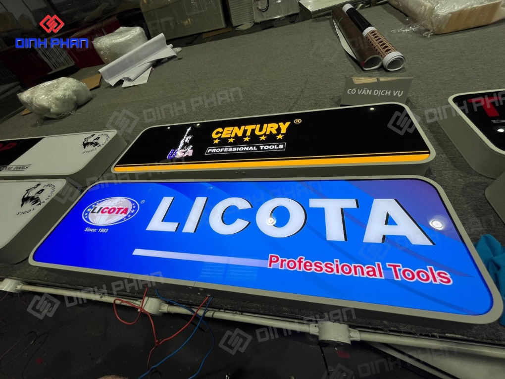 Hộp đèn LED siêu mỏng