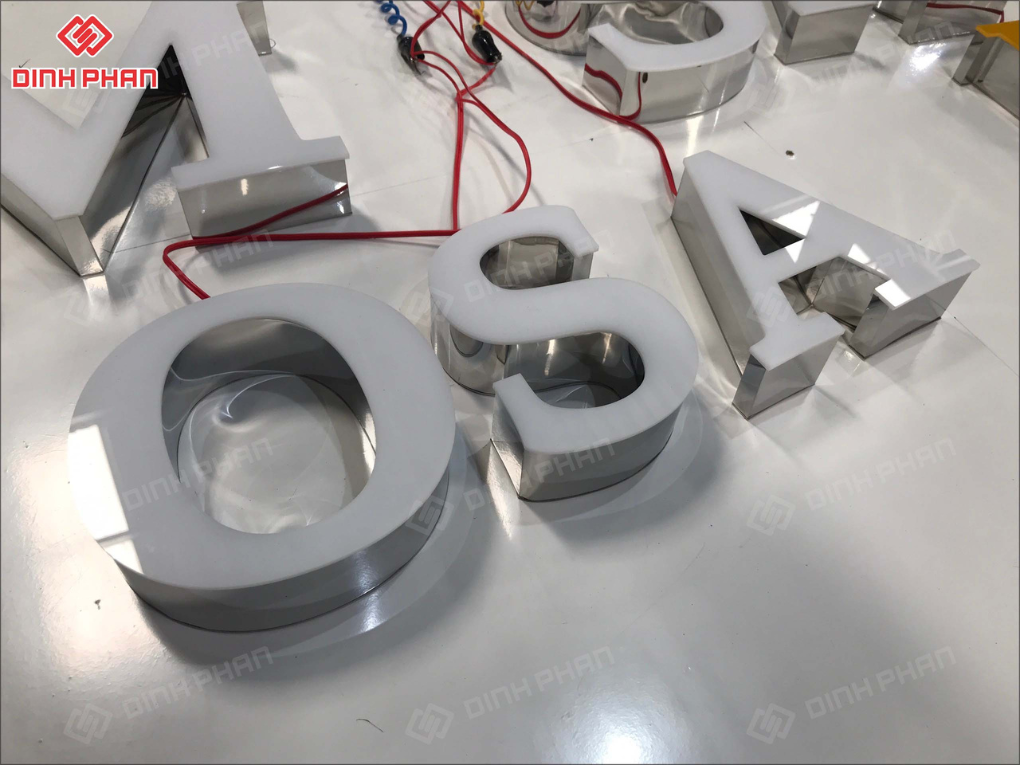 Chữ inox mặt mica