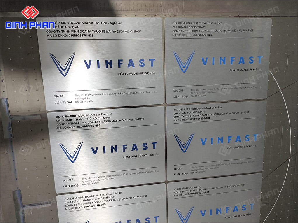 In UV alu Gia Lai sắc nét, giá tốt theo yêu cầu Bảng tên Vinfast