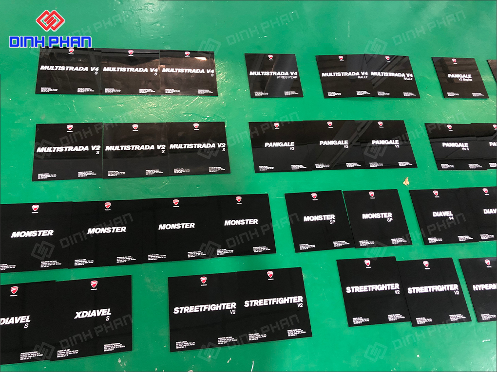 In UV Đà Lạt màu đẹp và sắc nét với giá tốt Bảng số phòng