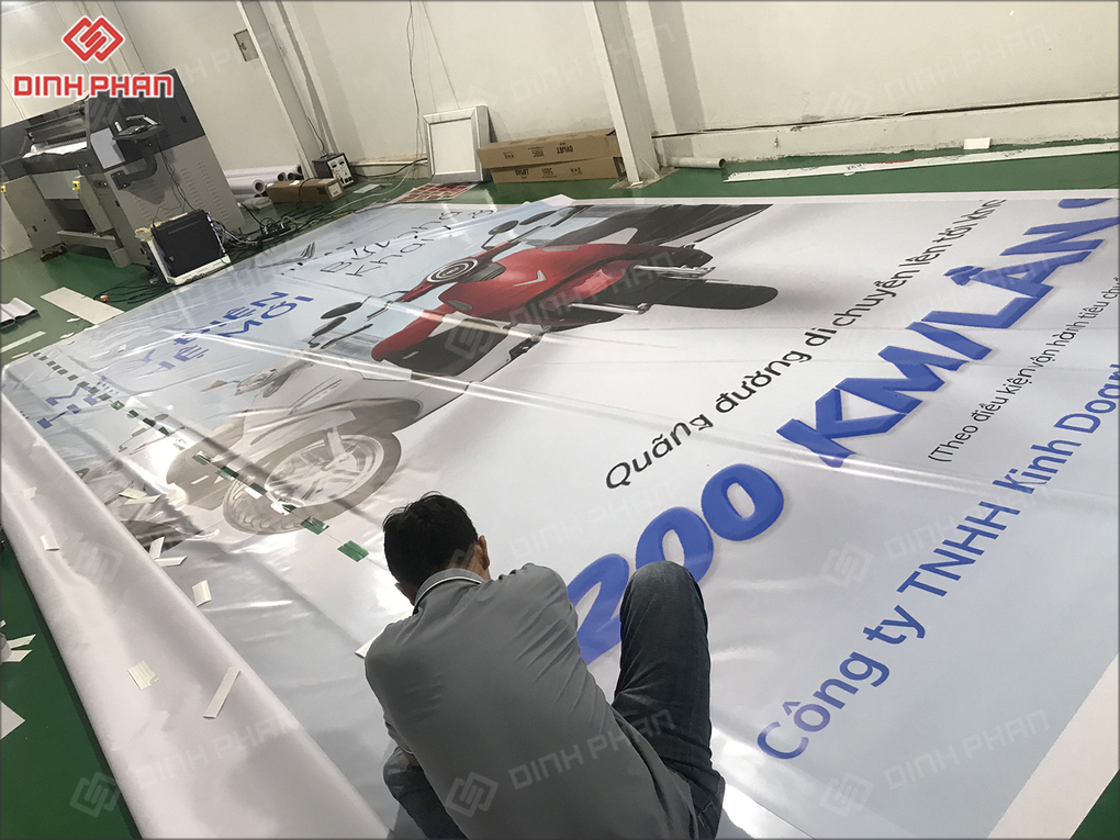 In UV Đà Lạt màu đẹp và sắc nét với giá tốt Bạt quảng cáo lớn