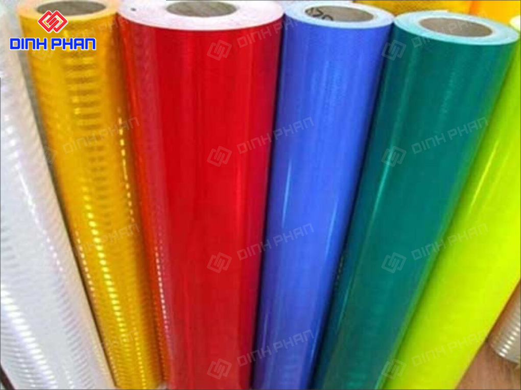 In UV Decal Phú Yên Hiện Đại, Sắc Nét Và Bền Màu Decal phản quang