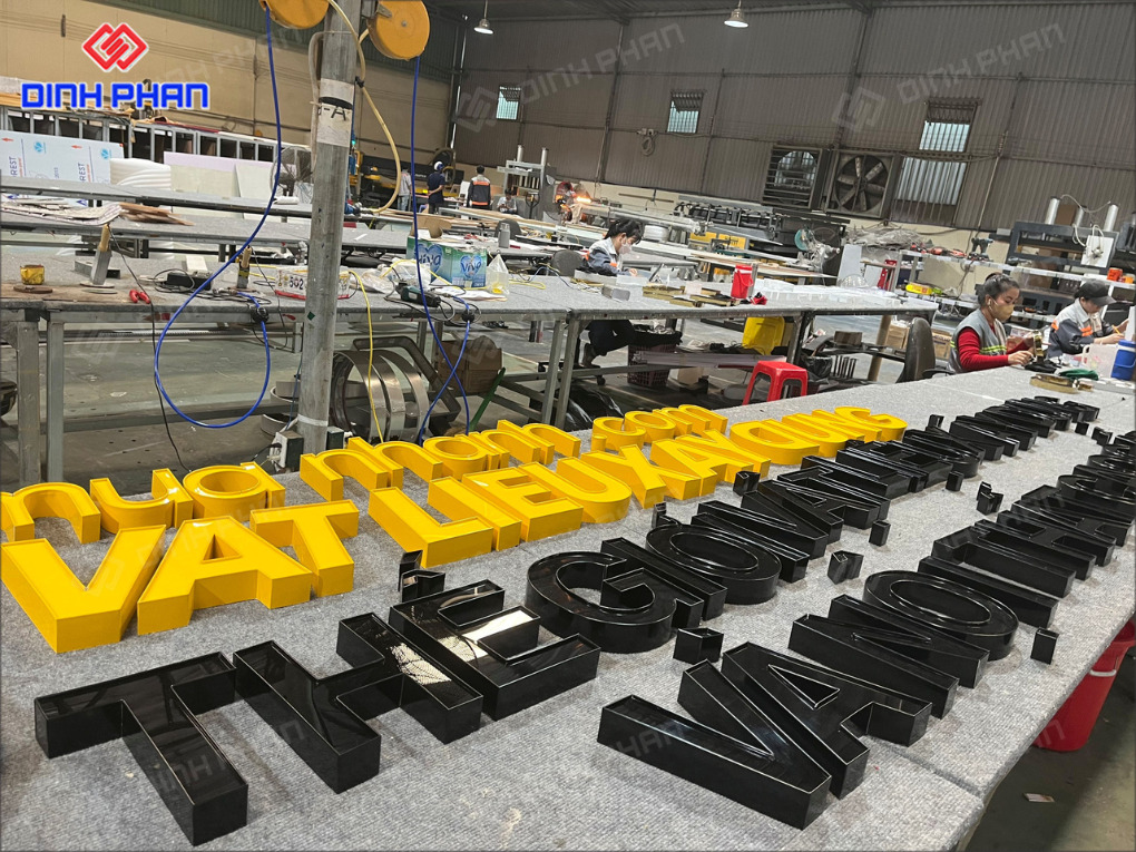 Làm chữ nhôm Lâm Đồng đẹp, bền và hiện đại Bảng hiệu chữ nhôm Rita Võ