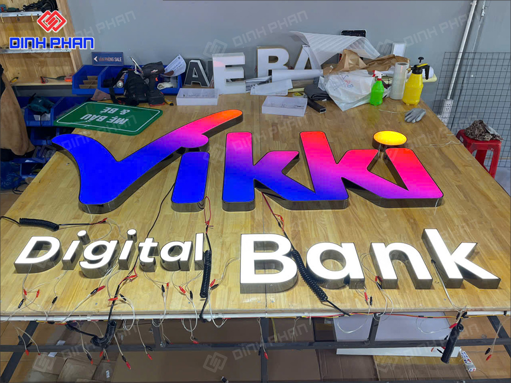 Làm bộ chữ ngân hàng Vikki Bank cao cấp, chuẩn nhận diện Bộ chữ ngân hàng Vikki Bank