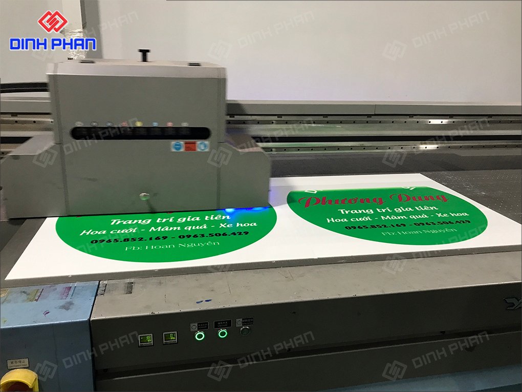 In UV 2 mặt hộp đèn 