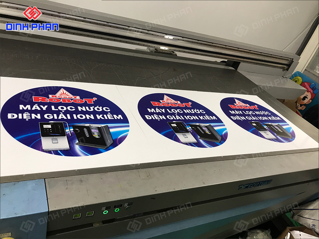 Mặt hộp đèn in UV hàng loạt