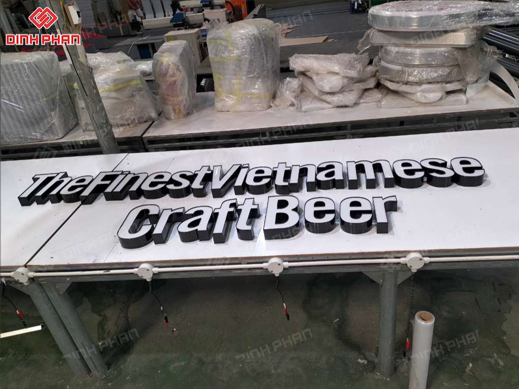 Làm chữ nhôm Nha Trang bền đẹp, hiện tại Bảng hiệu quán ăn