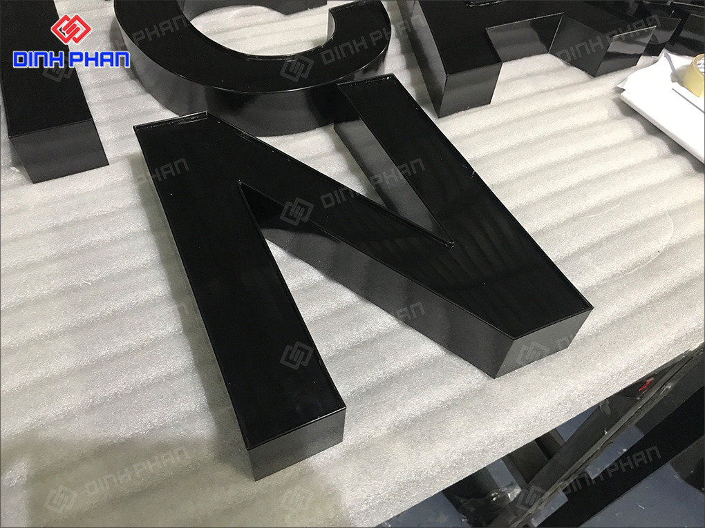 Làm chữ nhôm Nha Trang bền đẹp, hiện tại Chữ nhôm sơn