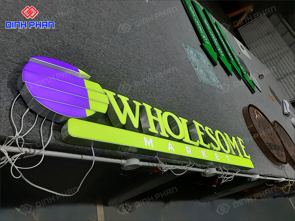 Bảng hiệu công ty 