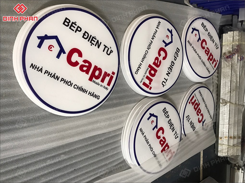 Mặt hộp đèn mica in UV 