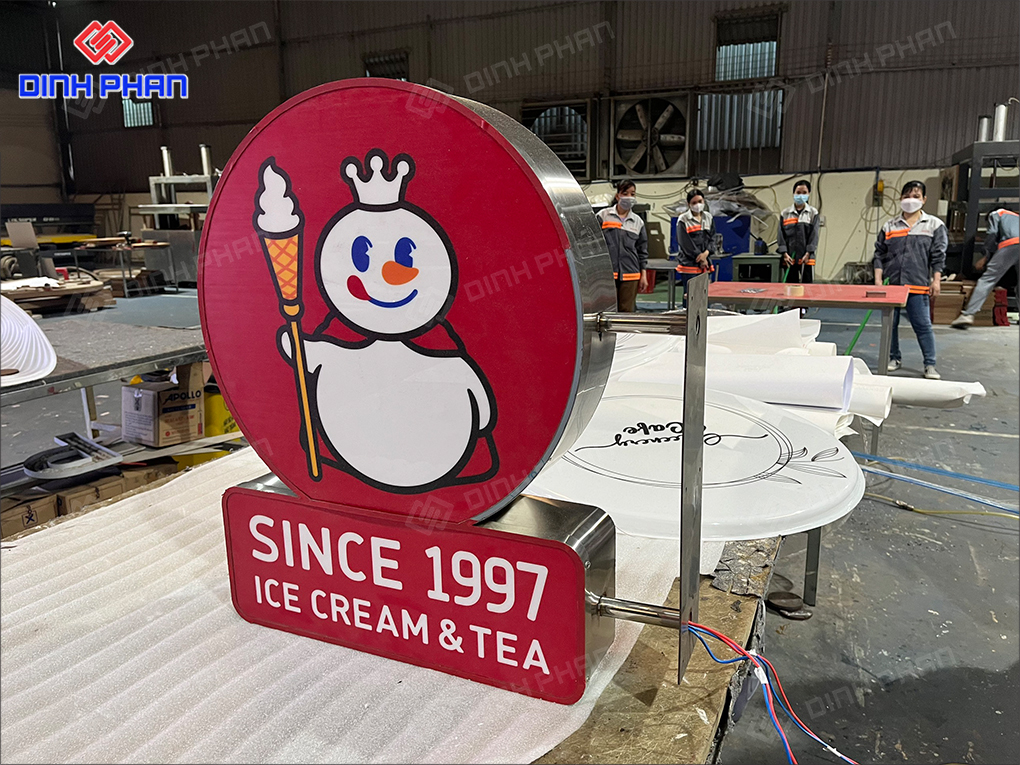 Hộp đèn quán trà sữa Mixue 