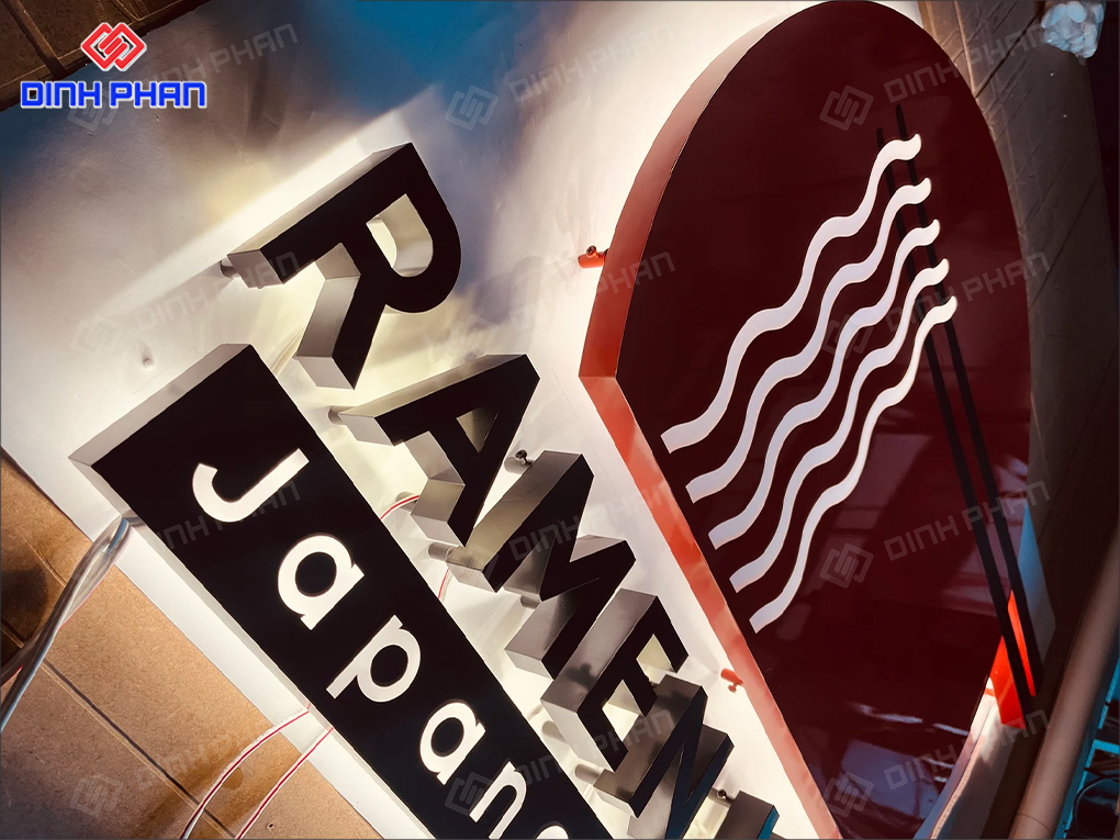 Bảng hiệu nhà hàng 