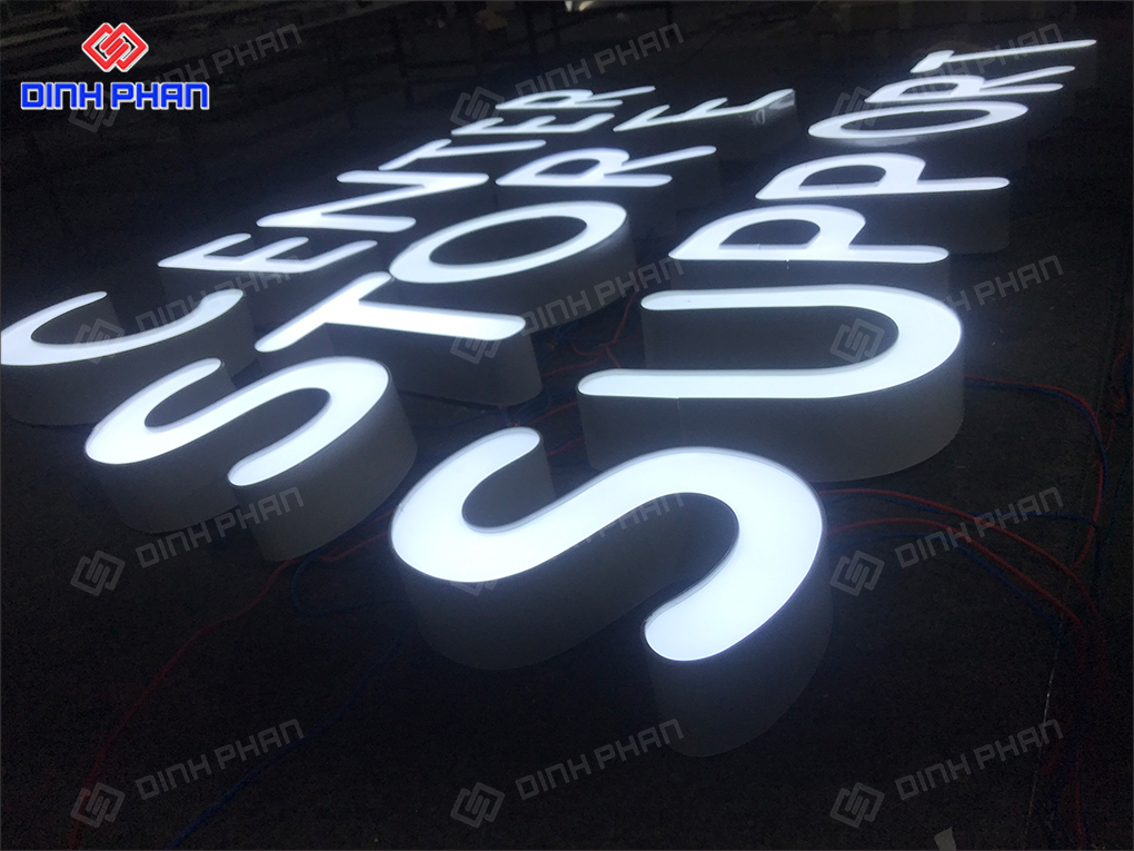 Bảng hiệu cửa hàng