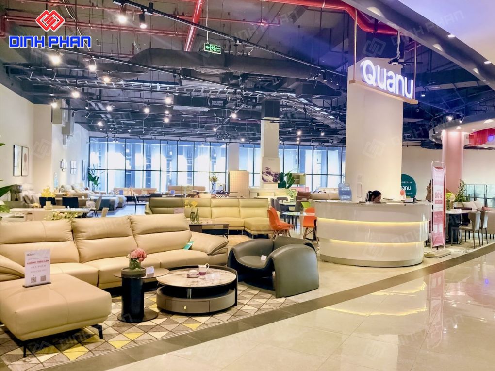 Thi công showroom BMT