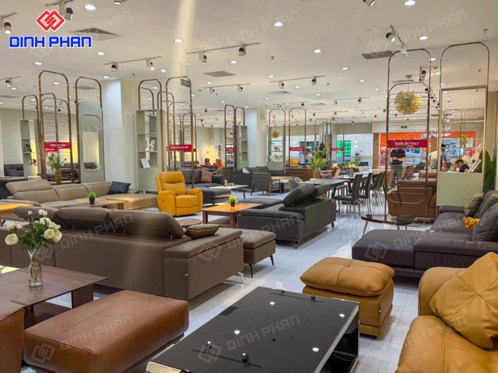 Thi công showroom BMT
