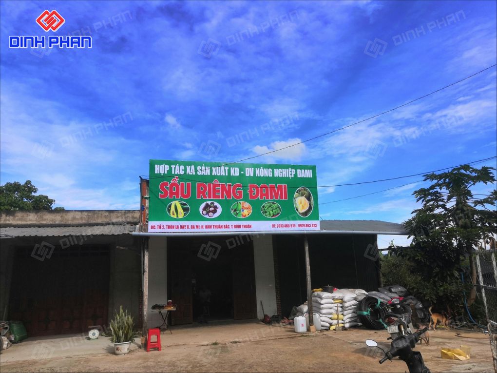 Bảng hiệu sầu riêng